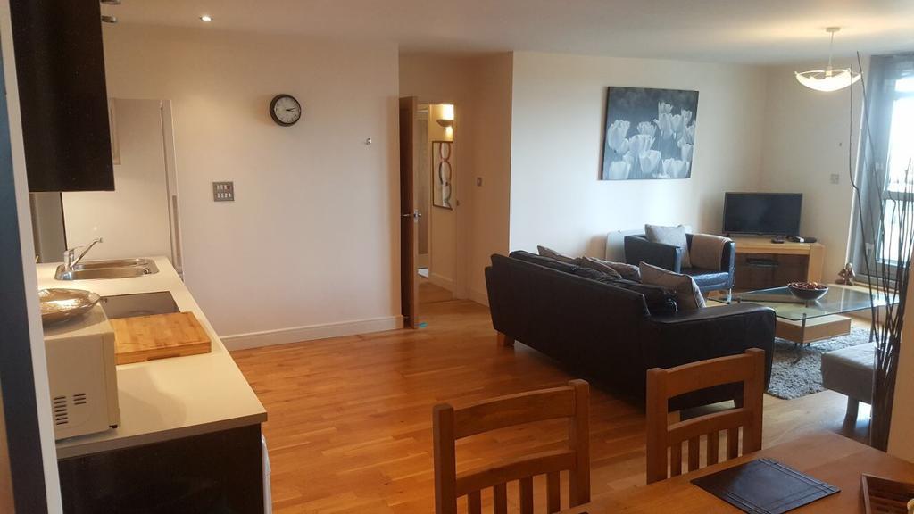 Sky Night Serviced Apartments Cardiff Exterior photo